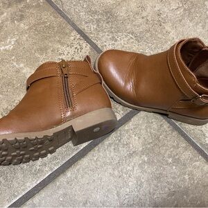 Old Navy Brown Kids Boots